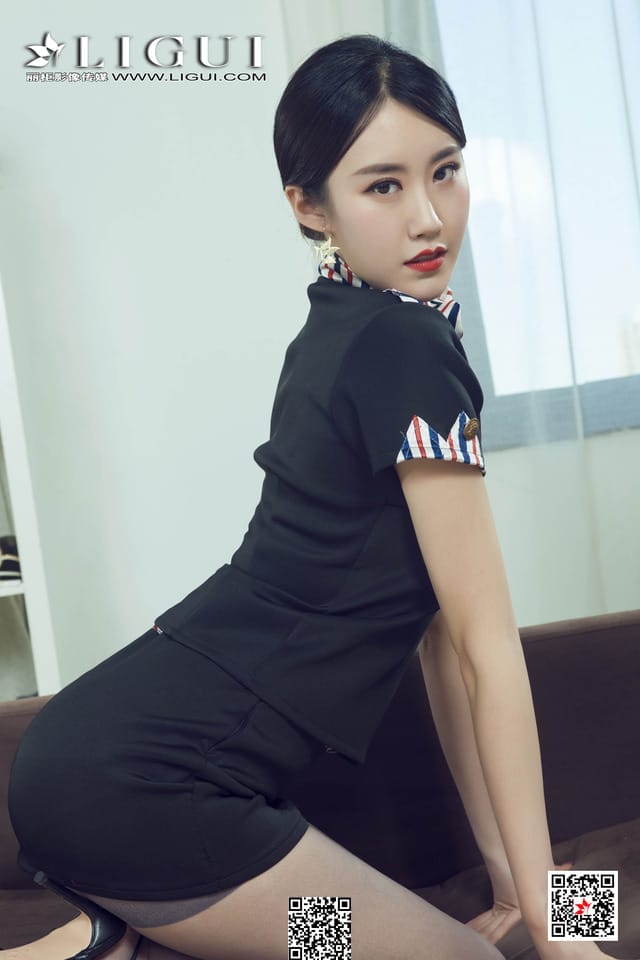 Ligui丽柜 – 2020.11.02《莲秘空姐》子晴[82P98M]-2