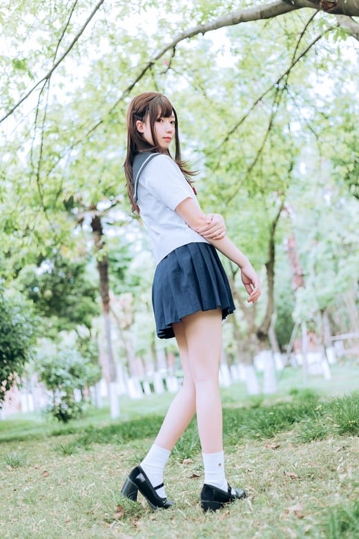 [喵糖映画]VOL.446 绿意JK [36P/546MB]-1